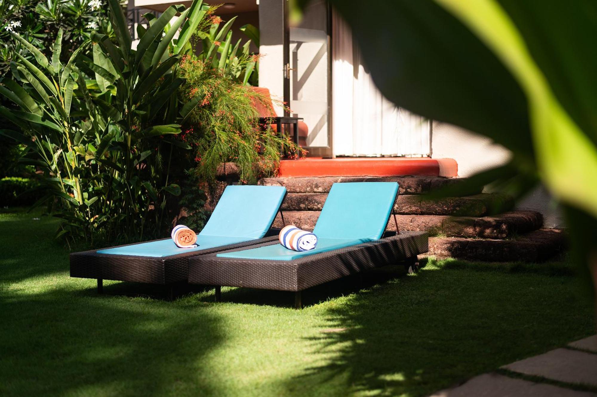 Whispering Palms Beach Resort Candolim Luaran gambar